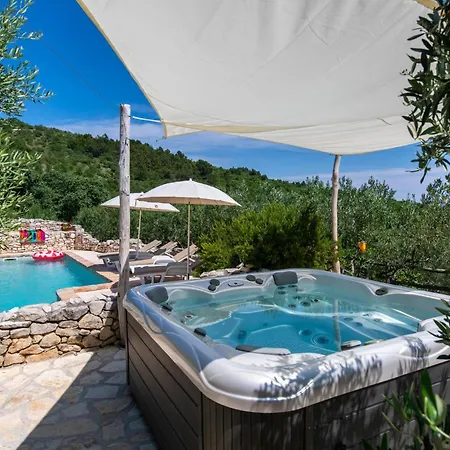 Nice Home In Rabac With Wifi Holiday home