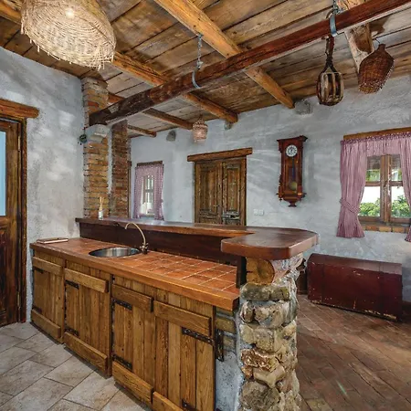 Nice Home In Rabac With Wifi *