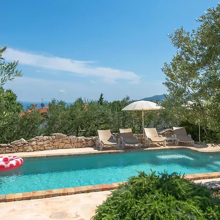 Nice Home In Rabac With Wifi Holiday home *